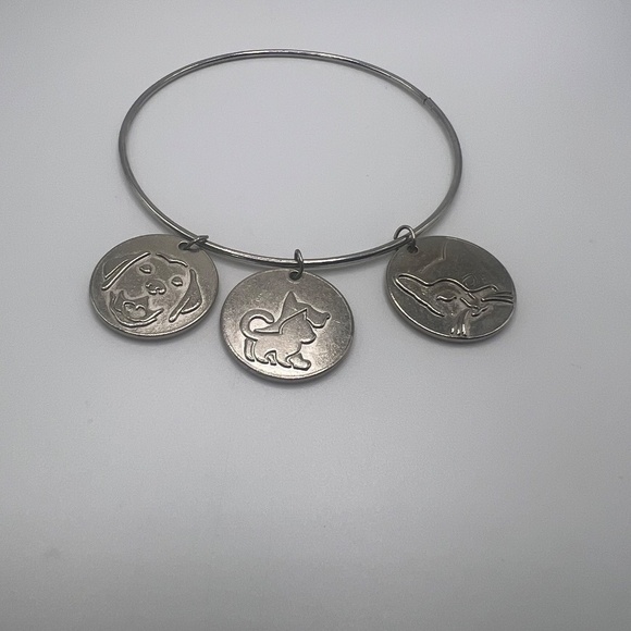 Silver Toned Cat & Dog Charm Bangle - Picture 5 of 5